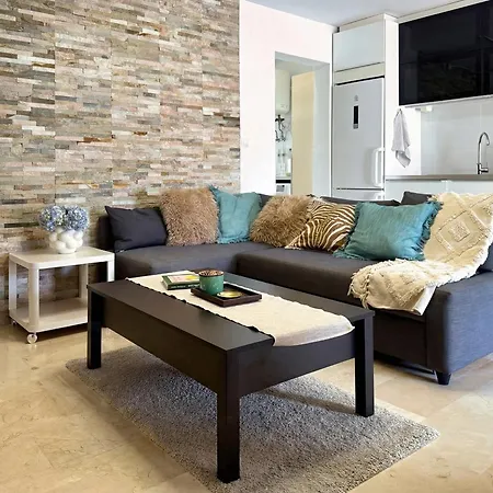 Apartment Elphy Galeon