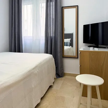 Elphy Galeon Apartment *